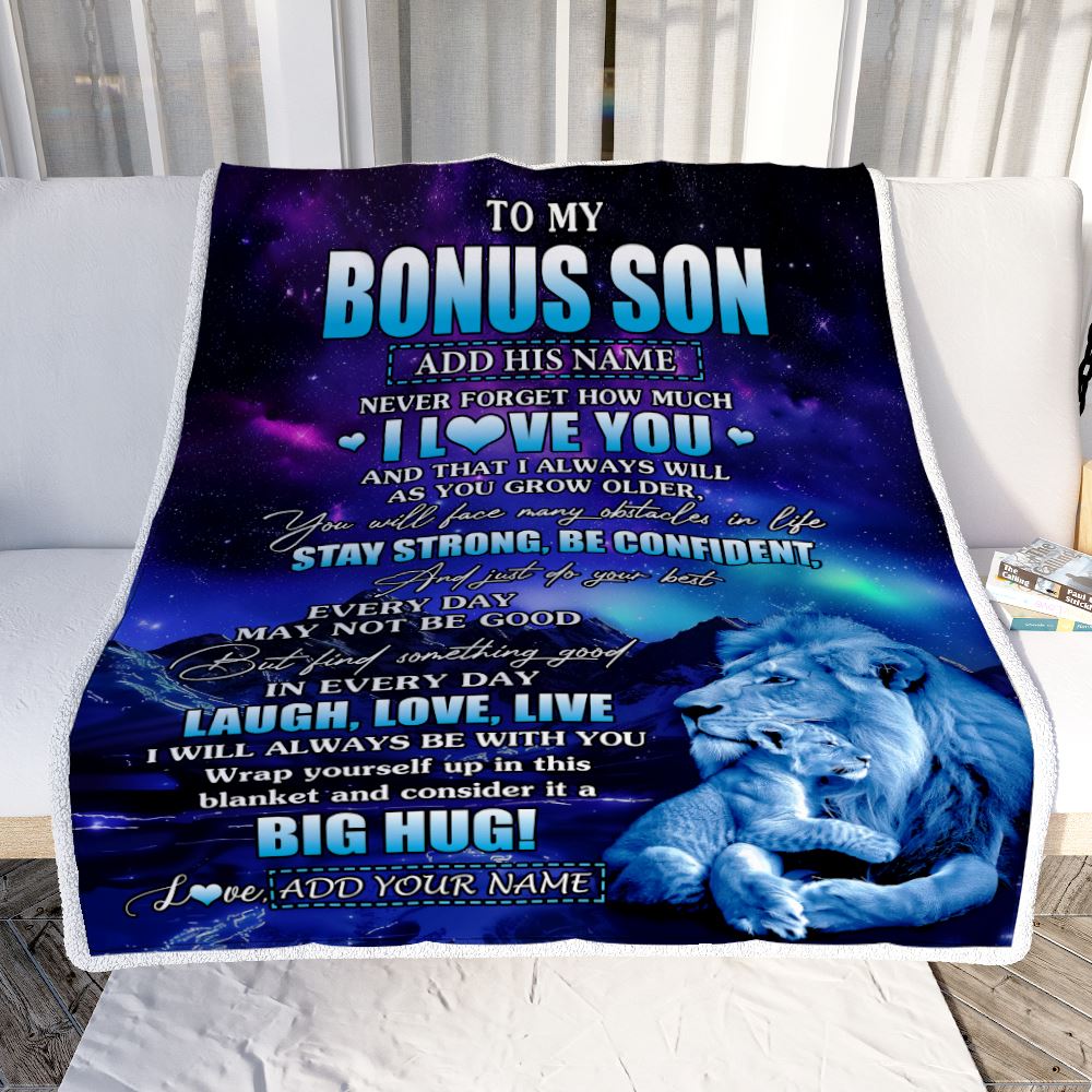 Personalized To My Bonus Son Gifts From Step Dad Blanket Laught Love Live Lion Great Stepson Birthday Gifts Graduation Christmas Customized Fleece Blanket | siriusteestore