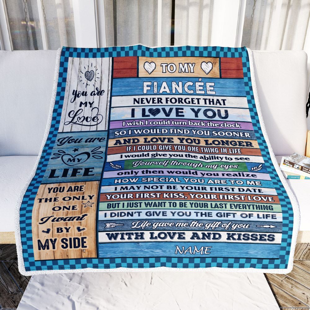 Personalized To My Fiancée Blanket From Fiancé Wood I Love You Fiancee Birthday Anniversary Romantic Valentines Day Christmas Customized Fleece Blanket | siriusteestore