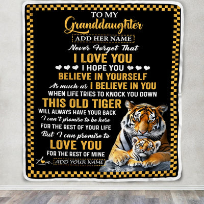 Personalized To My Granddaughter Gifts Blanket From Grandma Grandpa This Old Tiger Love You Granddaughter Birthday Gifts Graduation Christmas Fleece Blanket | siriusteestore