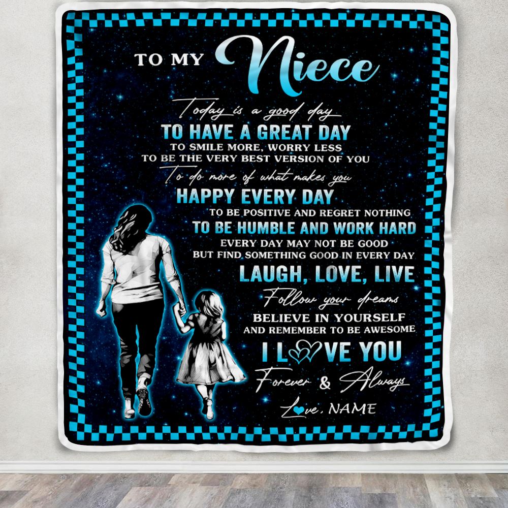 Personalized To My Niece Blanket From Aunt Auntie Every Day Laugh Love Live Aunt Niece Birthday Gifts Graduation Christmas Customized Fleece Throw Blanket | siriusteestore