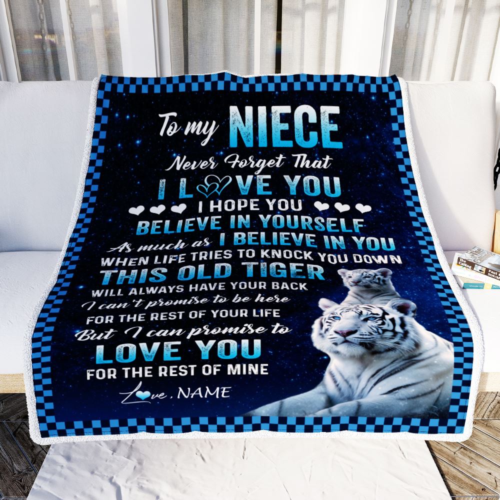 Personalized To My Niece Blanket Gift From Aunt Uncle Auntie This Old Tiger Love You Niece Birthday Graduation Christmas Customized Bed Fleece Throw Blanket | siriusteestore