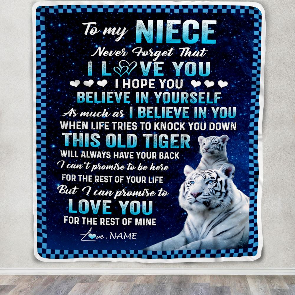 Personalized To My Niece Blanket Gift From Aunt Uncle Auntie This Old Tiger Love You Niece Birthday Graduation Christmas Customized Bed Fleece Throw Blanket | siriusteestore