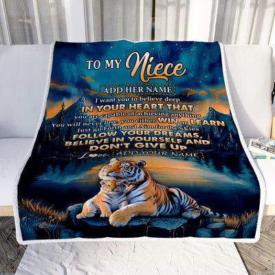 Personalized To My Niece Gifts From Aunt Uncle Blanket Don't Give Up Tiger Gifts For Niece Birthday Graduation Christmas Customized Fleece Throw Blanket | siriusteestore