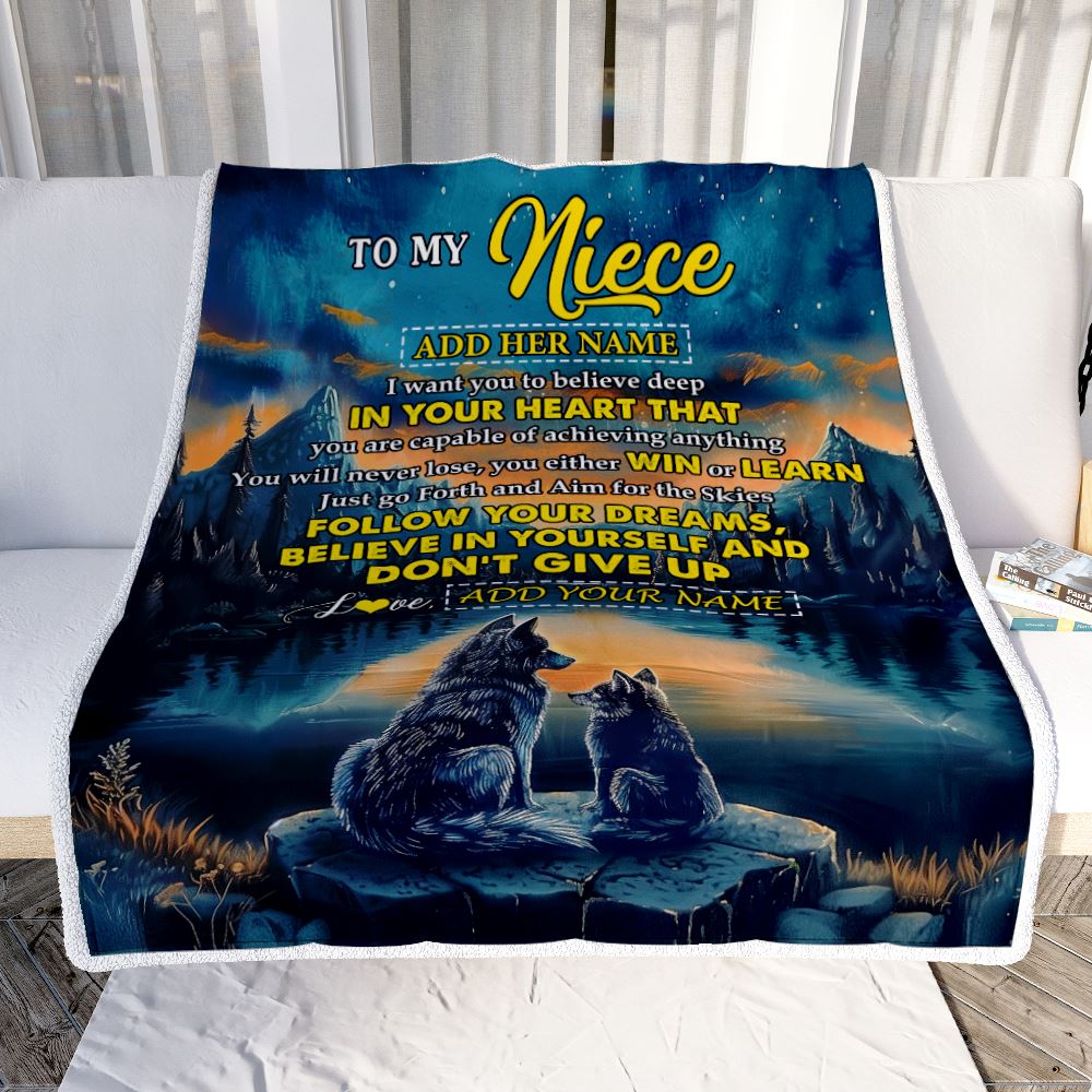 Personalized To My Niece Gifts From Aunt Uncle Blanket Don't Give Up Wolf Gifts For Niece Birthday Graduation Christmas Customized Fleece Throw Blanket | siriusteestore