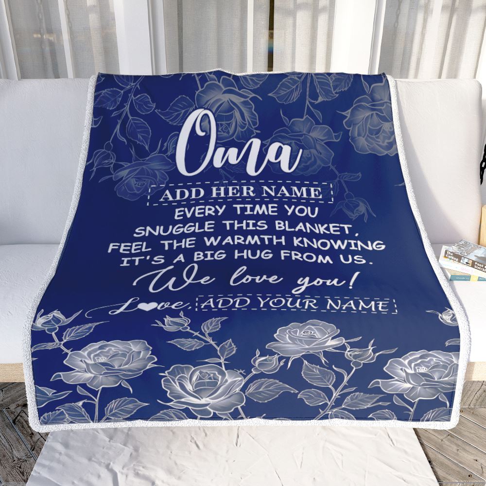 Personalized To My Oma Gifts Blanket From Granddaughter Grandson Blue Flower Love You Birthday Gifts For Oma Mothers Day Christmas Oma Fleece Throw Blanket | siriusteestore