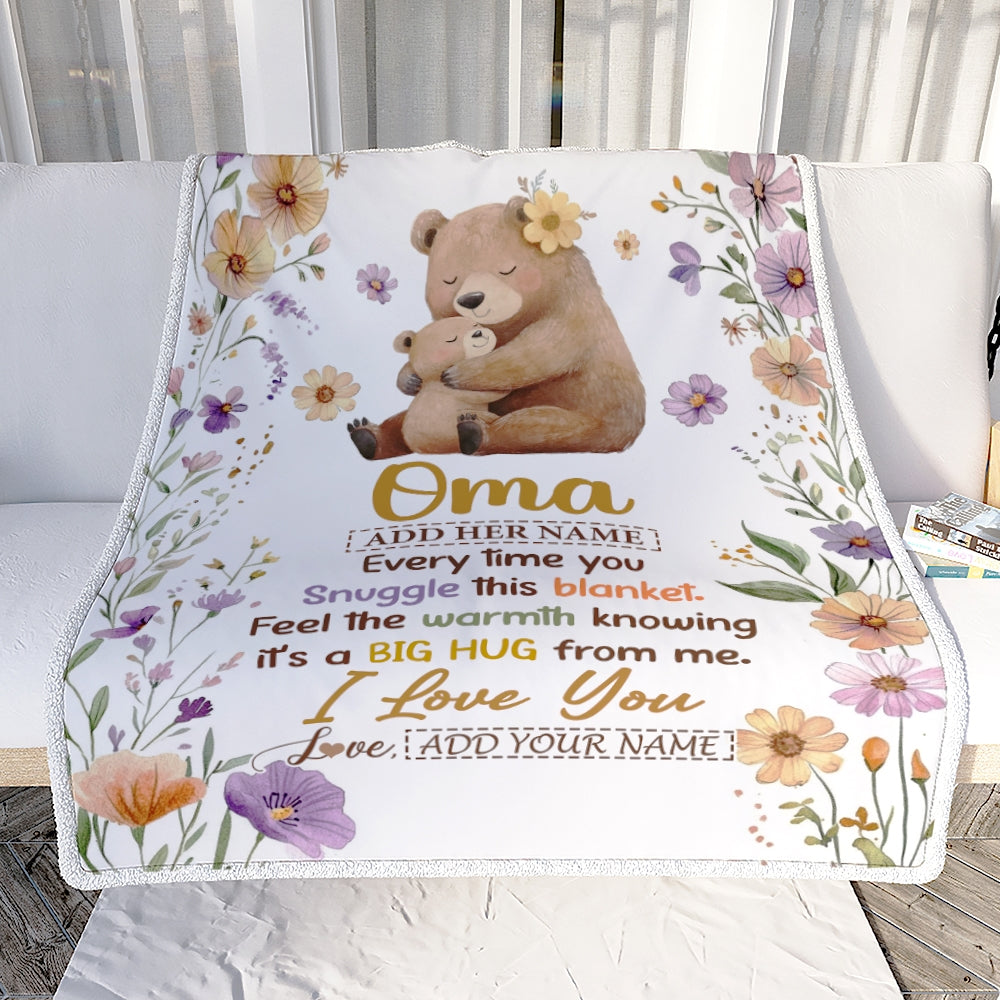 Personalized To My Oma Gifts From Granddaughter Grandson Blanket Bear Big Hug Birthday Present Gift Idea For Oma Mothers Day Christmas Custom Fleece Blanket Shirt & Hoodie | siriusteestore
