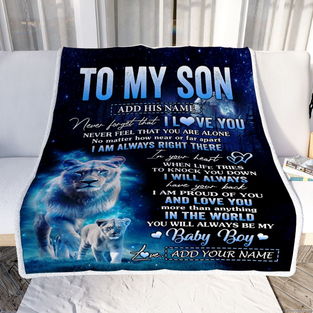 Personalized To My Son Gift Blanket From Mom Mother Never Feel That You Are Alone Lion Son Birthday Gifts Graduation Christmas Customized Fleece Throw Blanket | siriusteestore