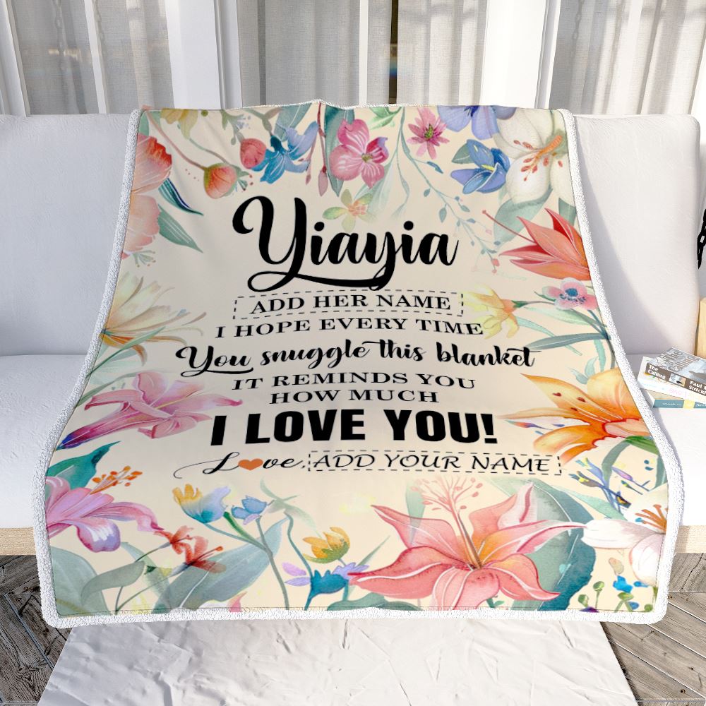 Personalized To My Yiayia Blanket From Grandkids Grandchildren Floral I Love You Great Yiayia Birthday Gifts Mothers Day Christmas Customized Fleece Blanket | siriusteestore