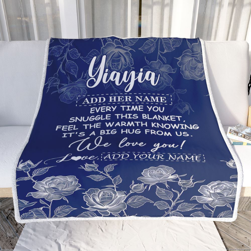Personalized To My Yiayia Gifts Blanket From Granddaughter Grandson Blue Flower Love You Birthday Gifts For Yiayia Mothers Day Christmas Yiayia Fleece Blanket | siriusteestore
