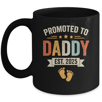 Promoted To Daddy 2025 Retro Soon To Be Daddy Est 2025 Mug | siriusteestore