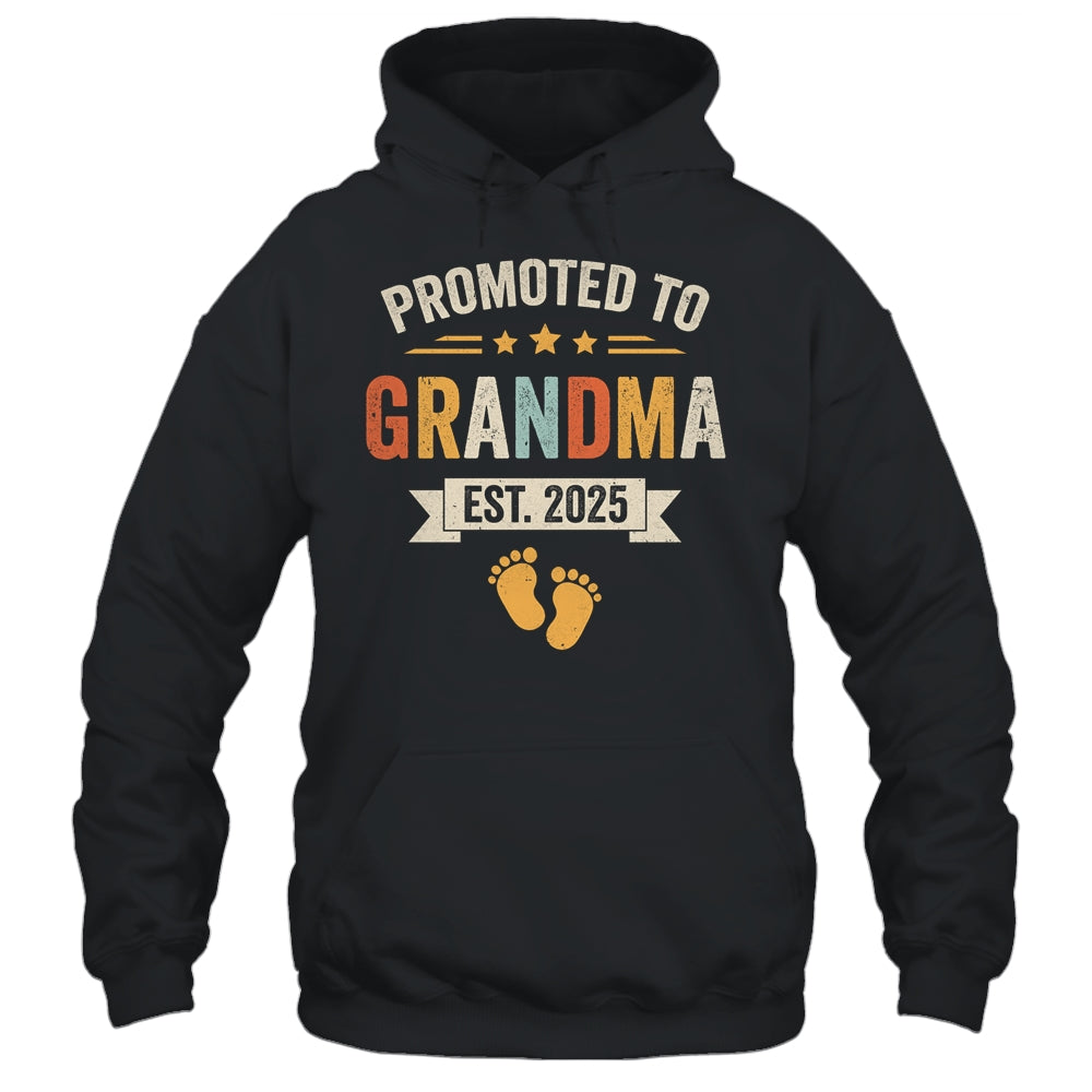 Promoted To Grandma 2025 Retro Soon To Be Grandma Est 2025 Shirt & Hoodie | siriusteestore