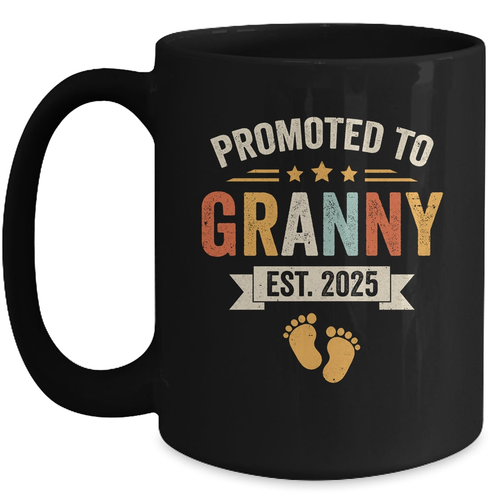 Promoted To Granny 2025 Retro Soon To Be Granny Est 2025 Mug | siriusteestore
