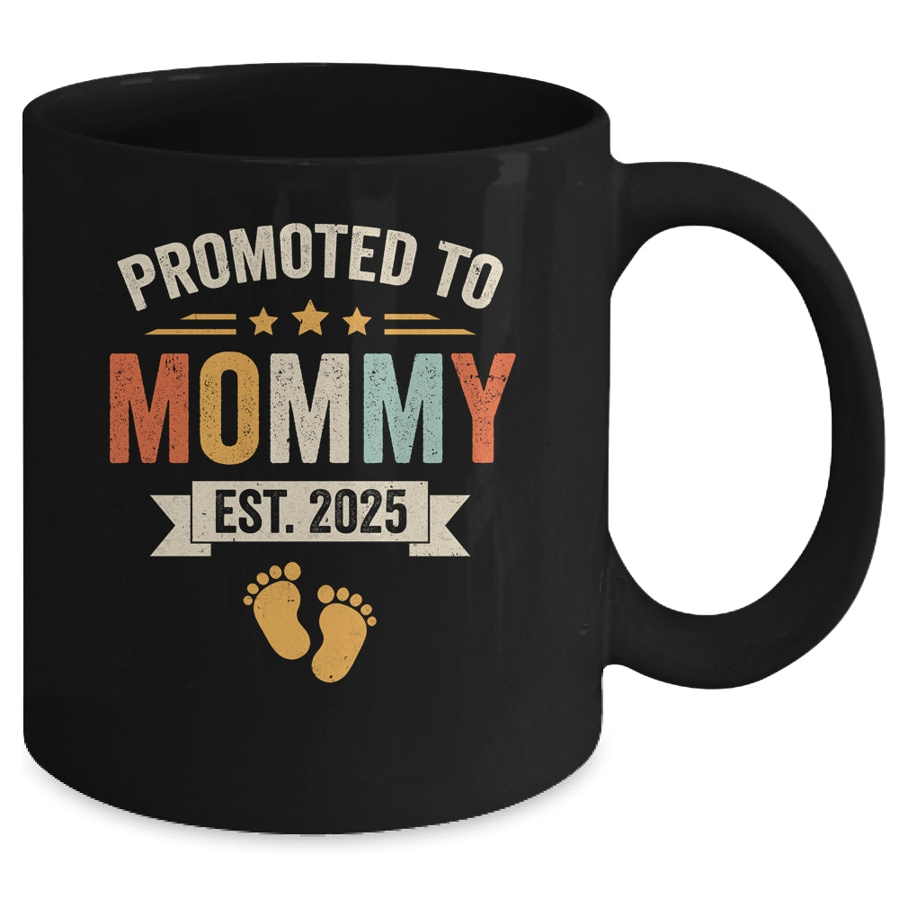 Promoted To Mommy 2025 Retro Soon To Be Mommy Est 2025 Mug | siriusteestore