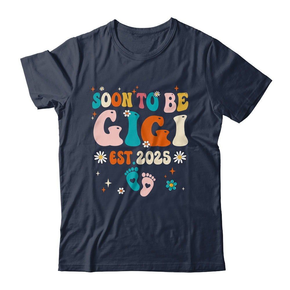 Soon To Be Gigi Est 2025 Pregnancy Announcement Groovy Shirt & Tank Top | siriusteestore
