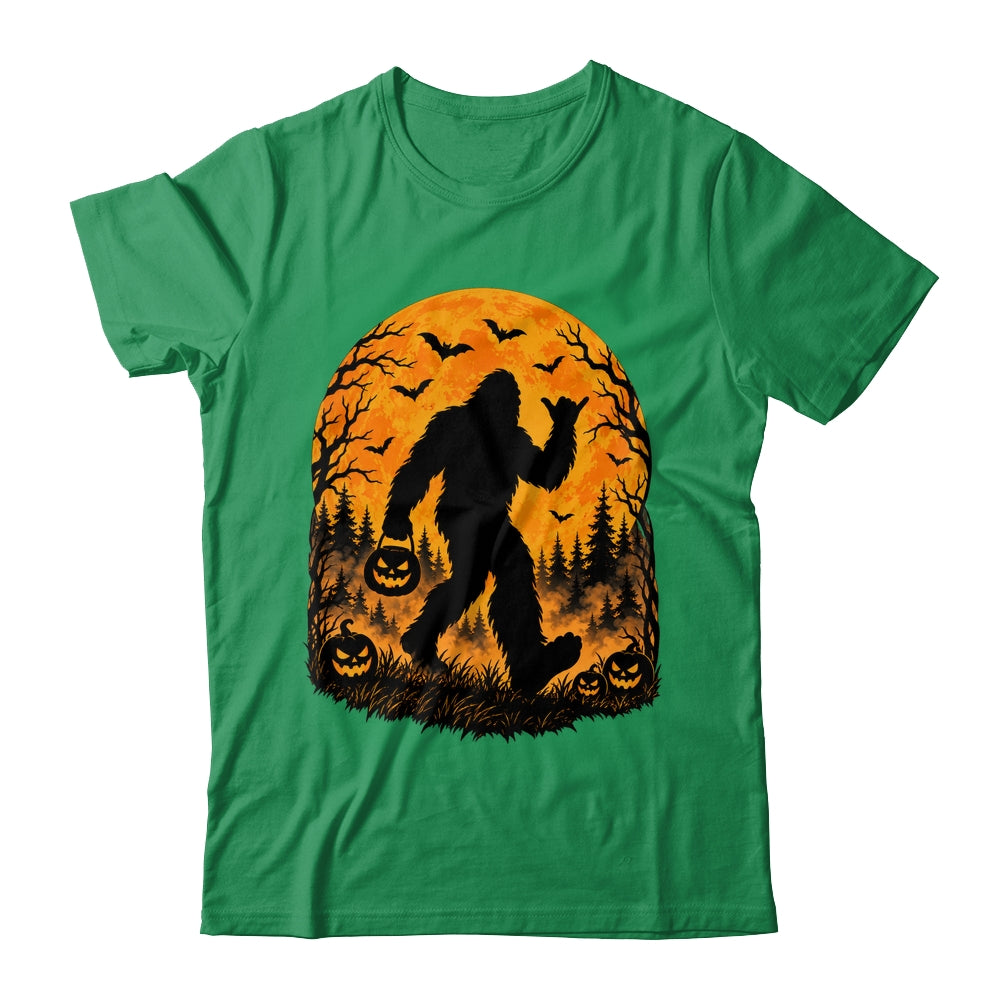 Spooky Halloween Bigfoot Pumpkin Funny Sasquatch Halloween Shirt & Sweatshirt | siriusteestore