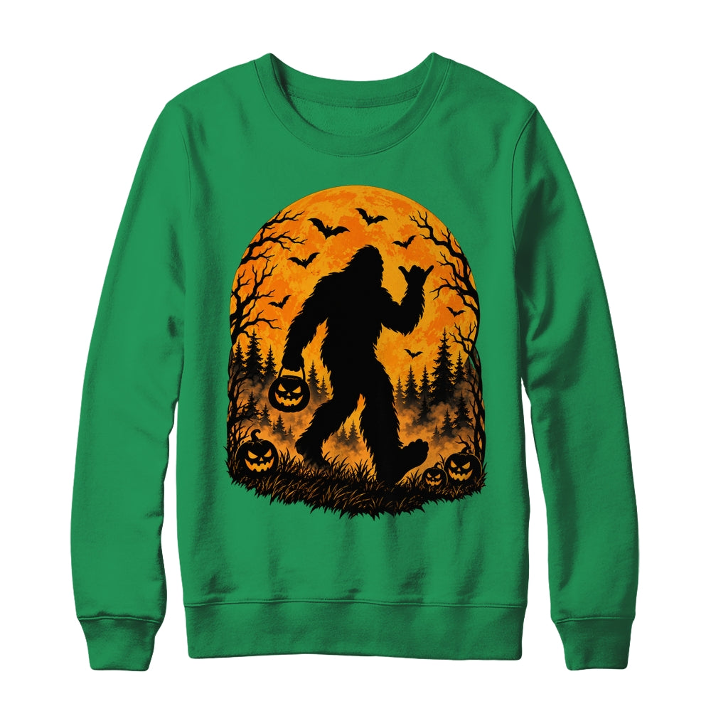 Spooky Halloween Bigfoot Pumpkin Funny Sasquatch Halloween Shirt & Sweatshirt | siriusteestore