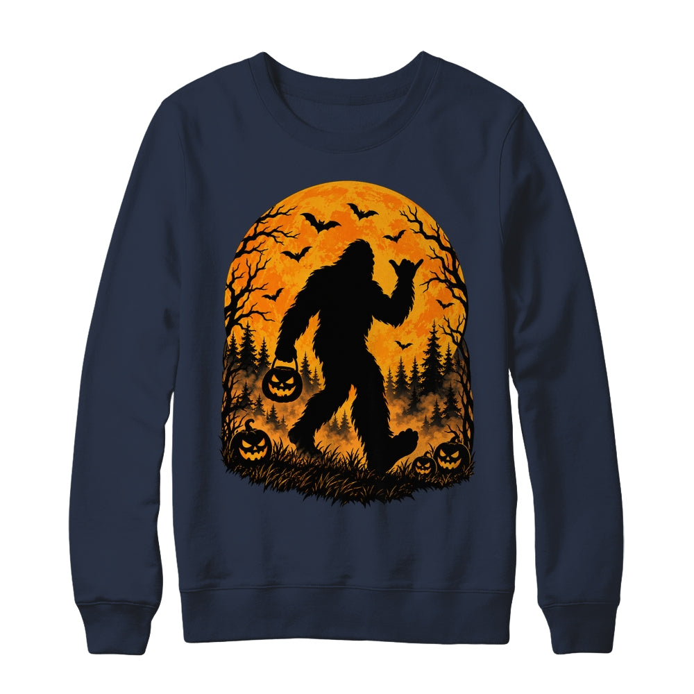 Spooky Halloween Bigfoot Pumpkin Funny Sasquatch Halloween Shirt & Sweatshirt | siriusteestore