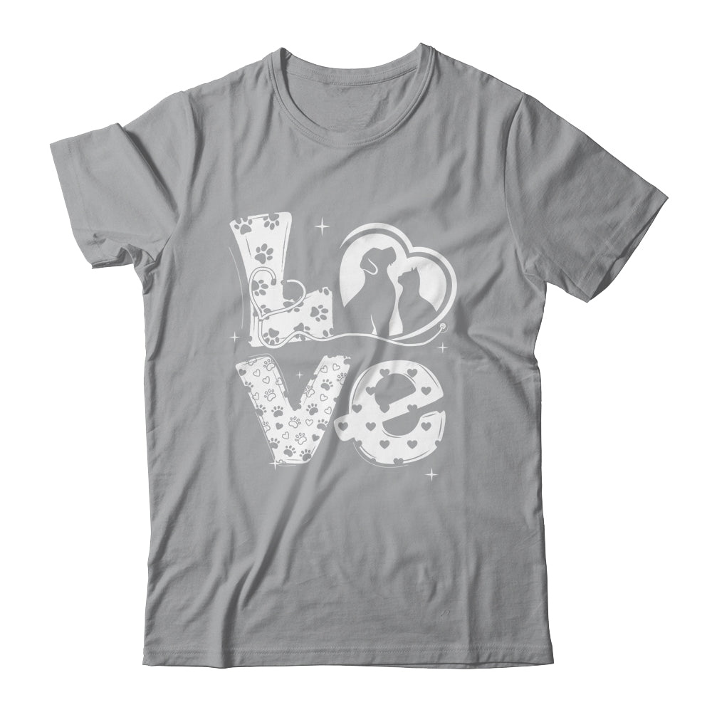 Vet Tech Love Animals Veterinarian Tech Distressed Shirt & Hoodie | siriusteestore
