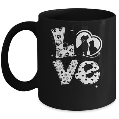 Vet Tech Love Animals Veterinarian Tech Distressed Mug | siriusteestore