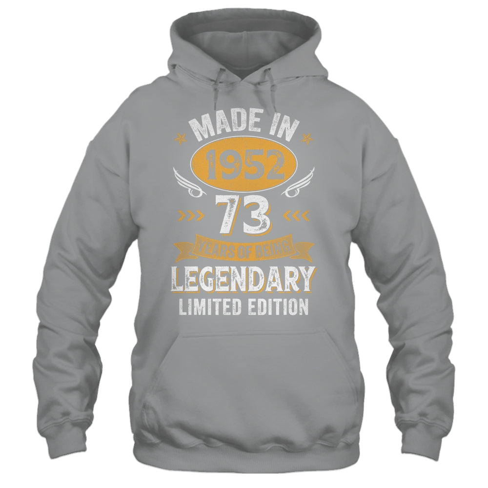 Vintage Made In 1952 73 Years Old 73rd Birthday Men Women Shirt & Hoodie | siriusteestore