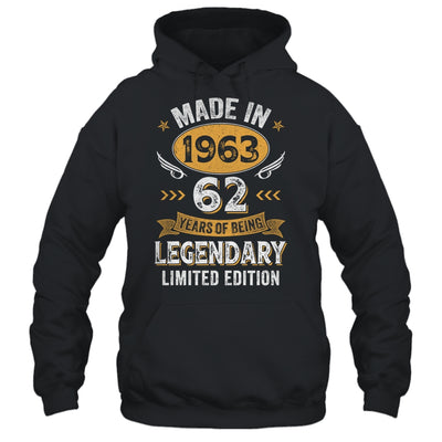 Vintage Made In 1963 62 Years Old 62nd Birthday Men Women Shirt & Hoodie | siriusteestore