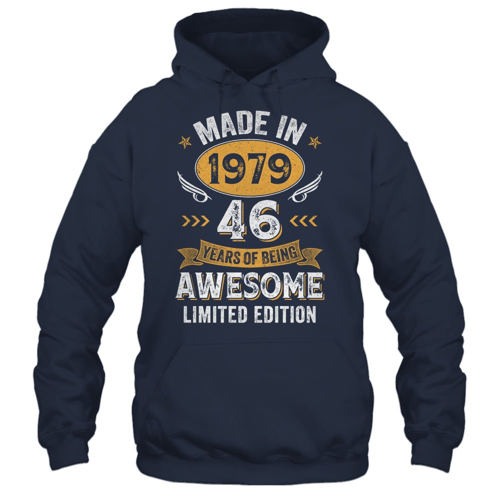 Vintage Made In 1979 46 Years Old 46th Birthday Men Women Shirt & Hoodie | siriusteestore