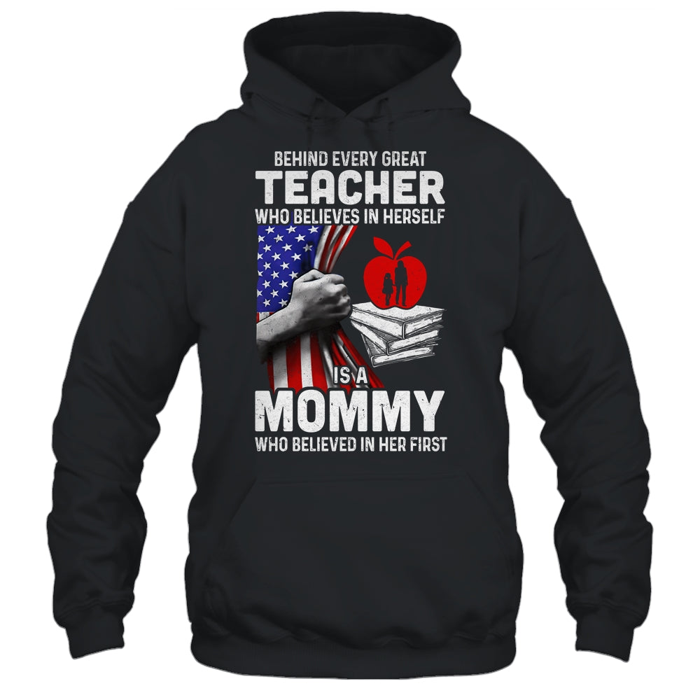 Behind Every Great Teacher Is A Great Dad July Of 4th Shirt & Hoodie | siriusteestore