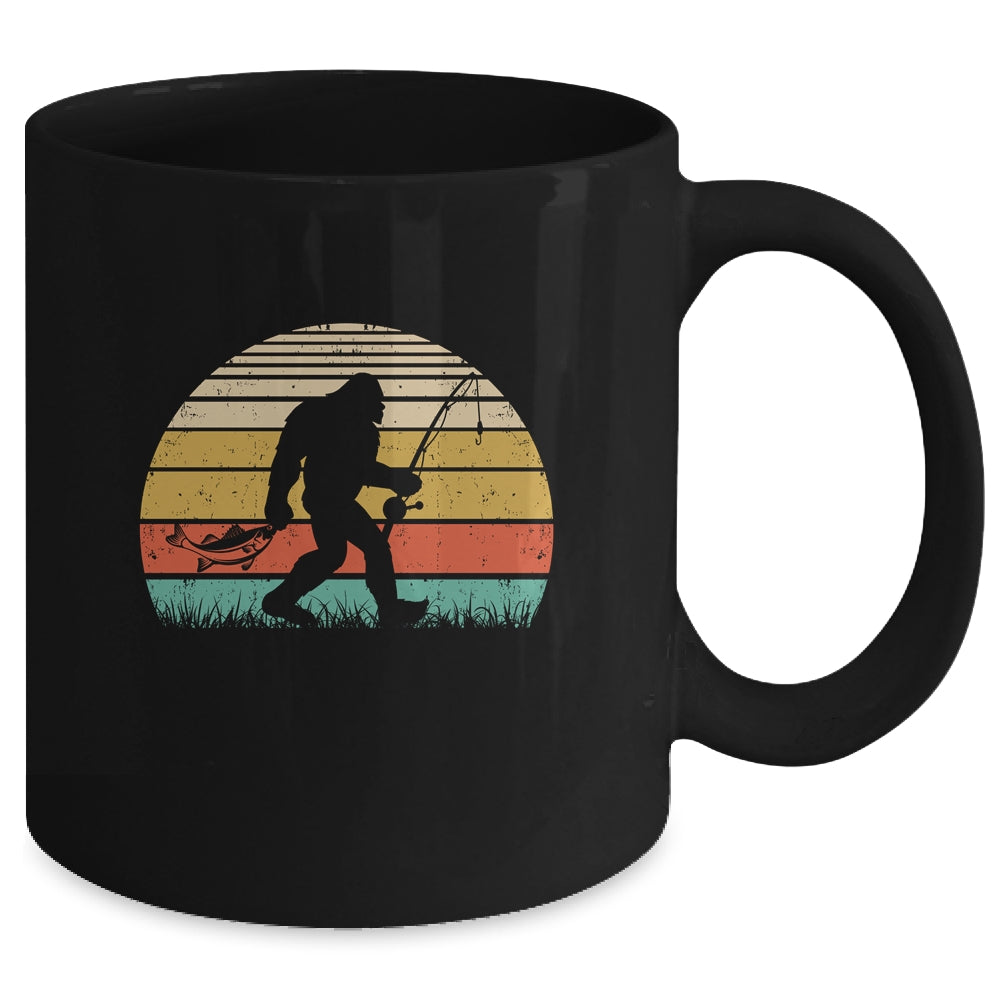 Funny Bigfoot Fishing Sasquatch Outdoor Retro Men Women Mug | siriusteestore