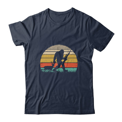 Funny Bigfoot Hunting Sasquatch Outdoor Retro Men Women Shirt & Hoodie | siriusteestore