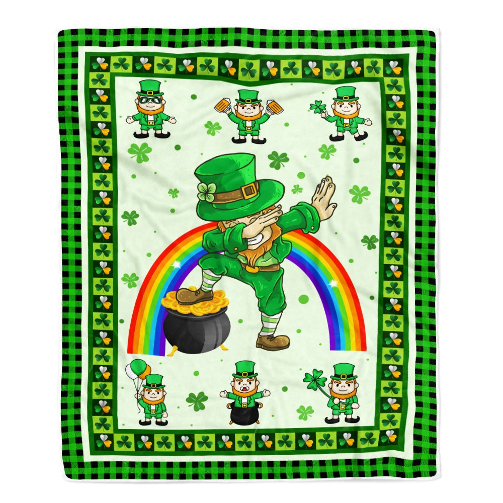 Happy St. Patrick's Day Lucky Clover Shamrock Irish Dabbing Leprechauns Fleece Blanket | siriusteestore
