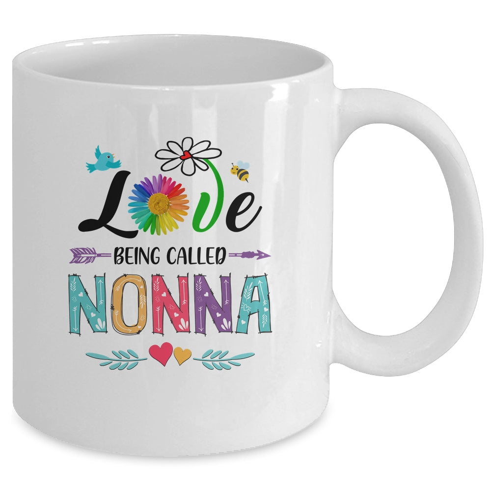 I Love Being Called Nonna Daisy Flower Mothers Day Mug | siriusteestore