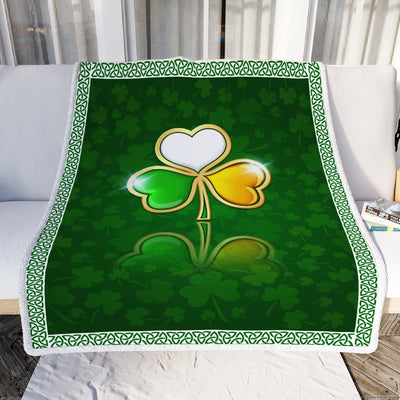 Irish Color Lucky Shamrock Happy St. Patrick's Day Fleece Blanket | siriusteestore