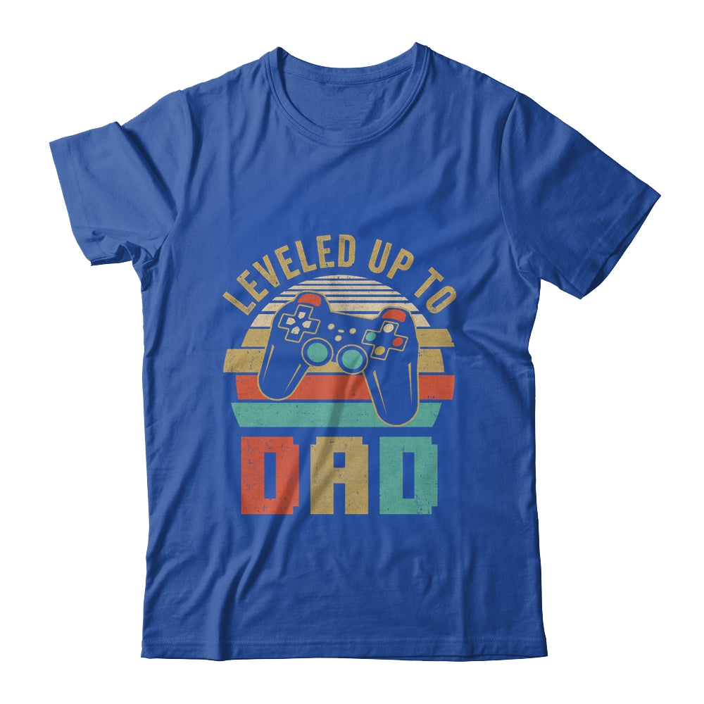 Leveled Up To Dad Baby Announcement For Men Shirt & Hoodie | siriusteestore