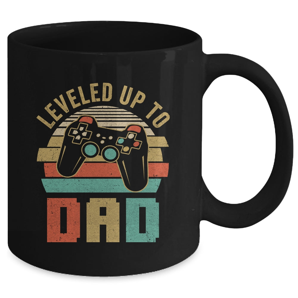Leveled Up To Dad Baby Announcement For Men Mug | siriusteestore