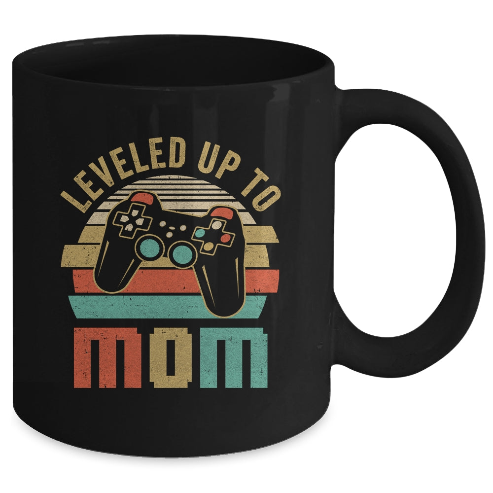 Leveled Up To Mom Baby Announcement For Women Mug | siriusteestore