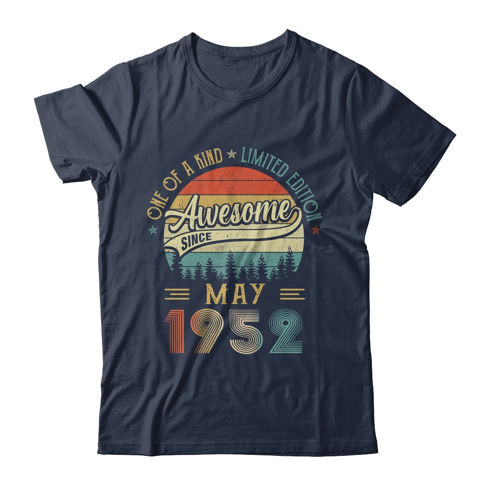 May 1952 Vintage 70 Years Old Retro 70th Birthday Shirt & Hoodie | siriusteestore