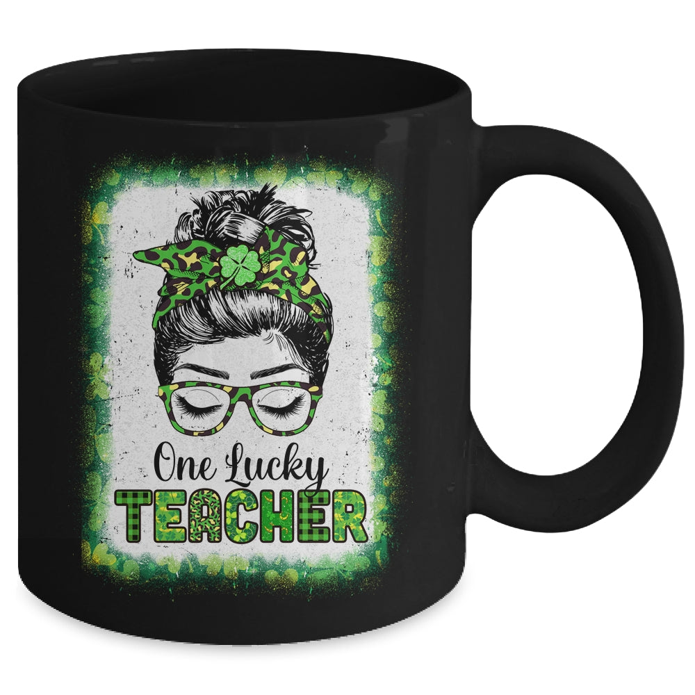One Lucky Teacher Bleached Messy Bun Leopard St Patricks Day Mug | siriusteestore