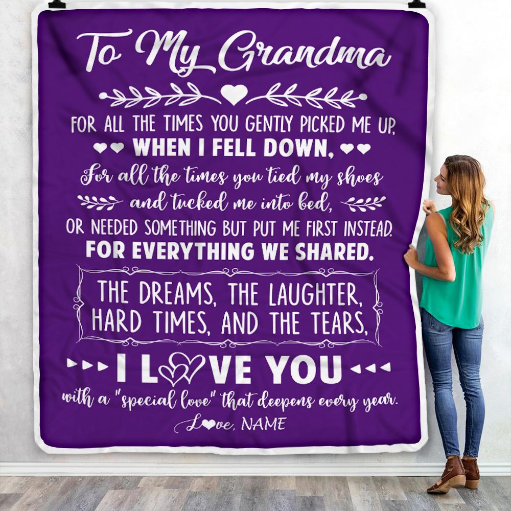 Personalized To My Grandma Blanket From Grandkids I Love You With A Special Love Grandma Birthday Mothers Day Christmas Customized Fleece Throw Blanket | siriusteestore