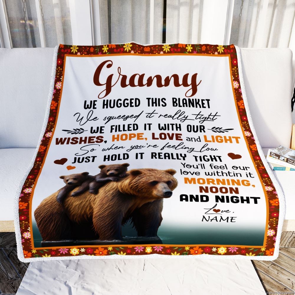 Personalized To My Granny Blanket From Granddaughter Grandson Bear I Love You Granny Birthday Mothers Day Christmas Customized Fleece Throw Blanket | siriusteestore