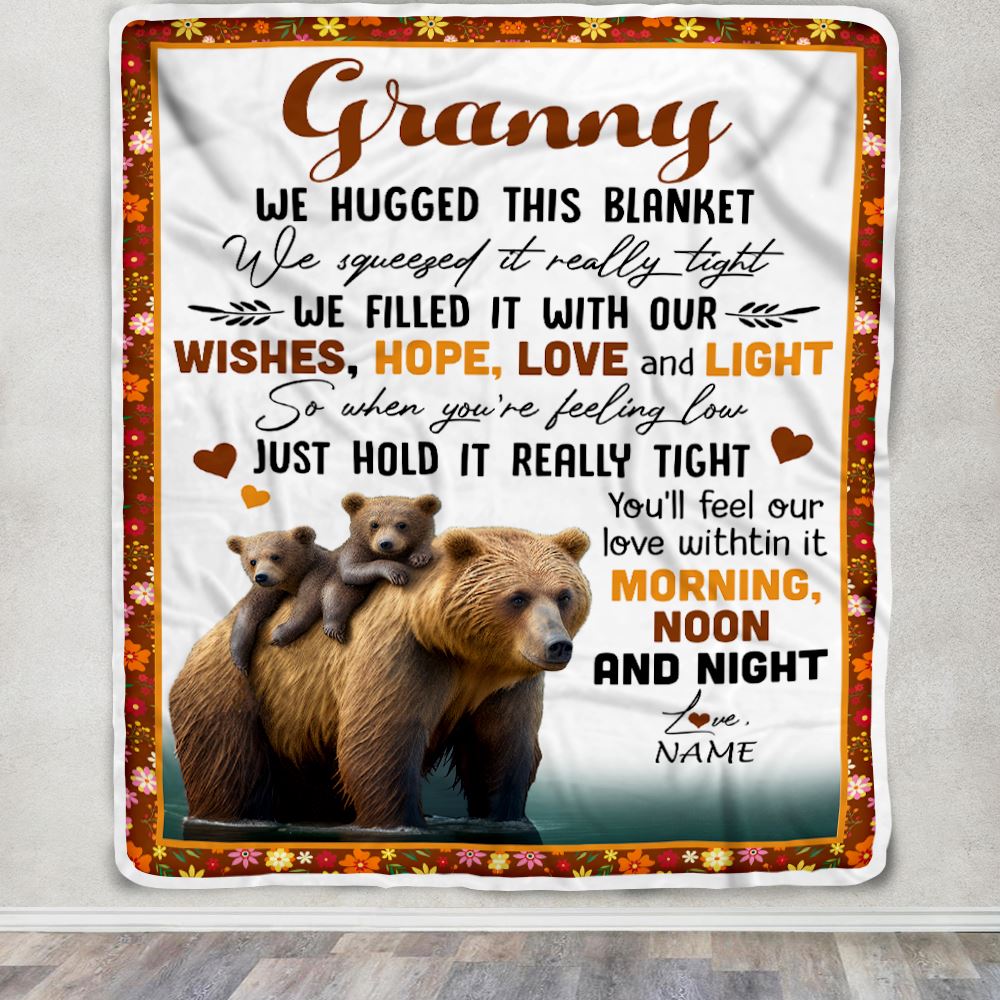 Personalized To My Granny Blanket From Granddaughter Grandson Bear I Love You Granny Birthday Mothers Day Christmas Customized Fleece Throw Blanket | siriusteestore