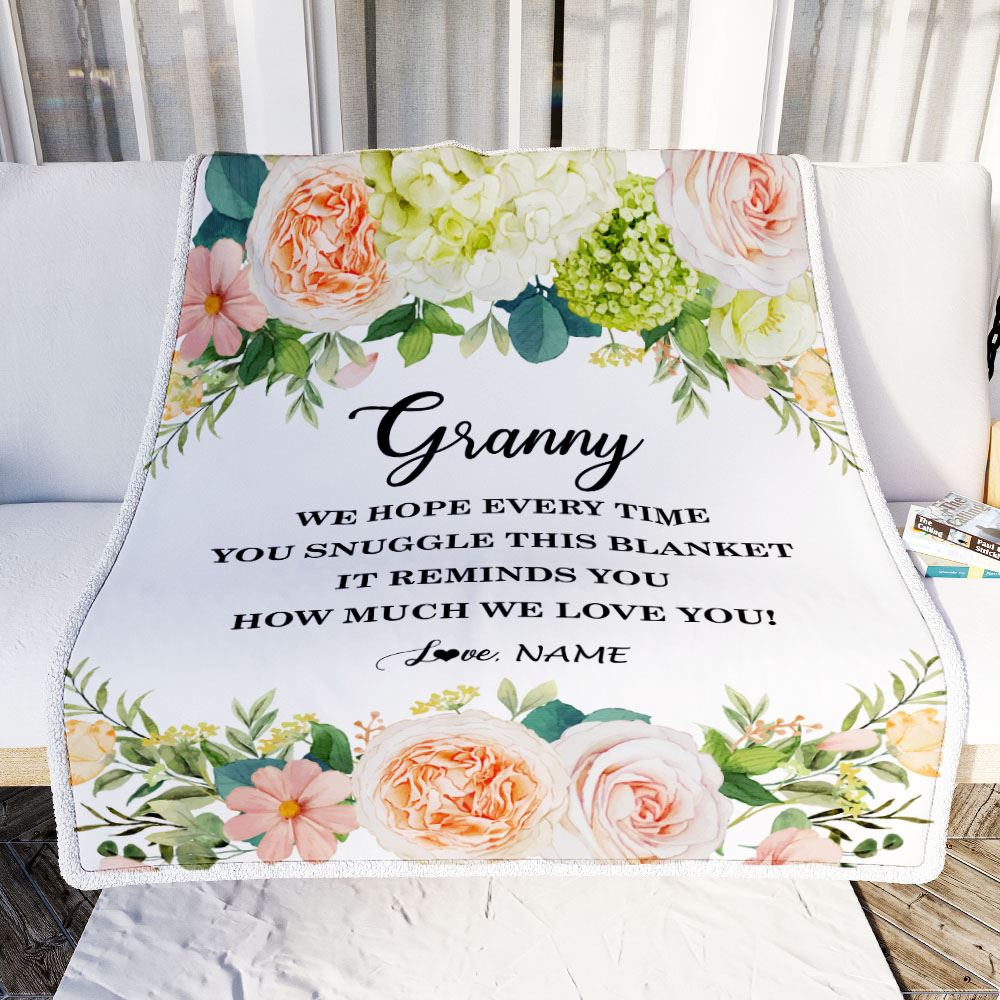 Personalized To My Granny Blanket From Grandkids How Much We Love You Flower Granny Birthday Mothers Day Christmas Customized Fleece Throw Blanket | siriusteestore