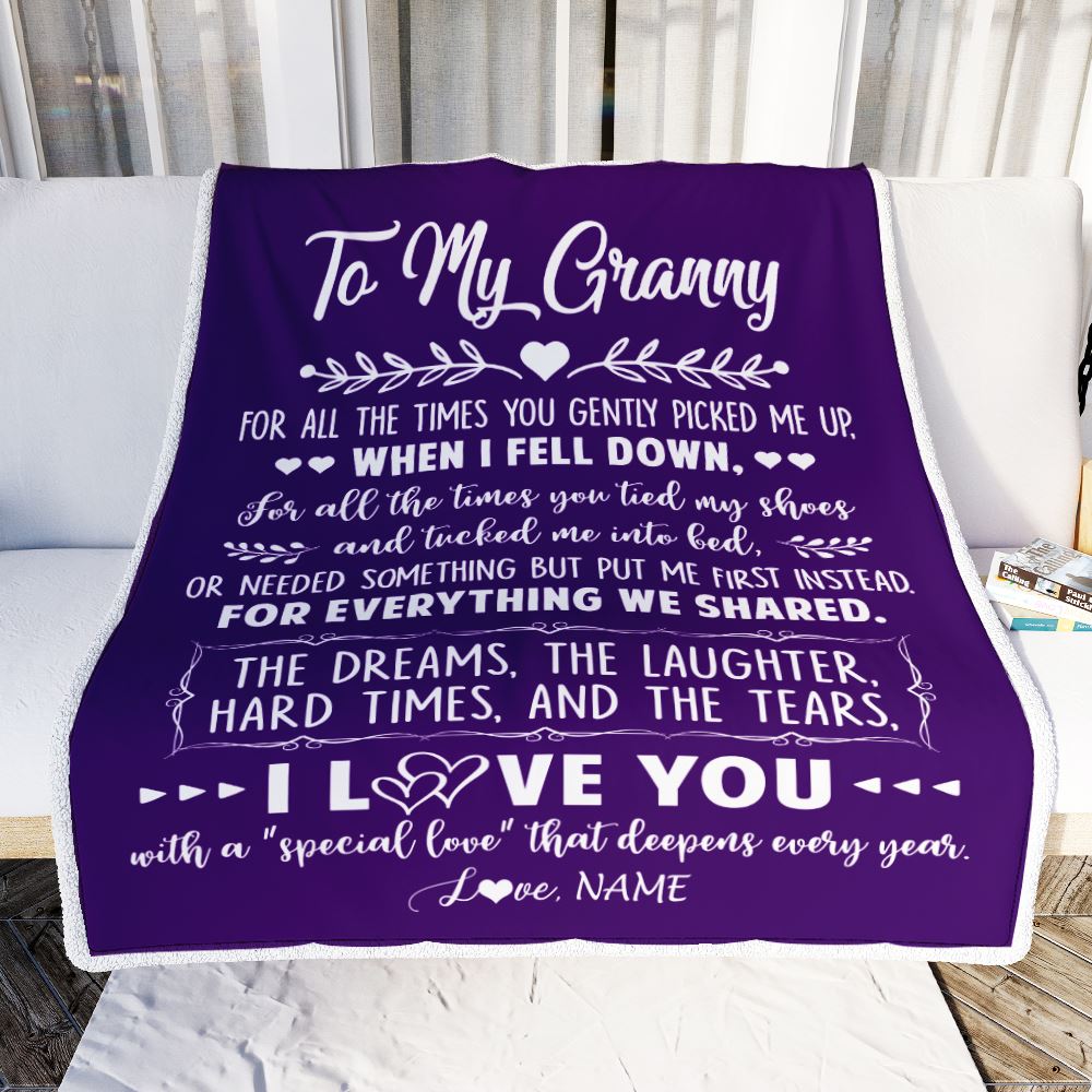 Personalized To My Granny Blanket From Grandkids I Love You With A Special Love Granny Birthday Mothers Day Christmas Customized Fleece Throw Blanket | siriusteestore
