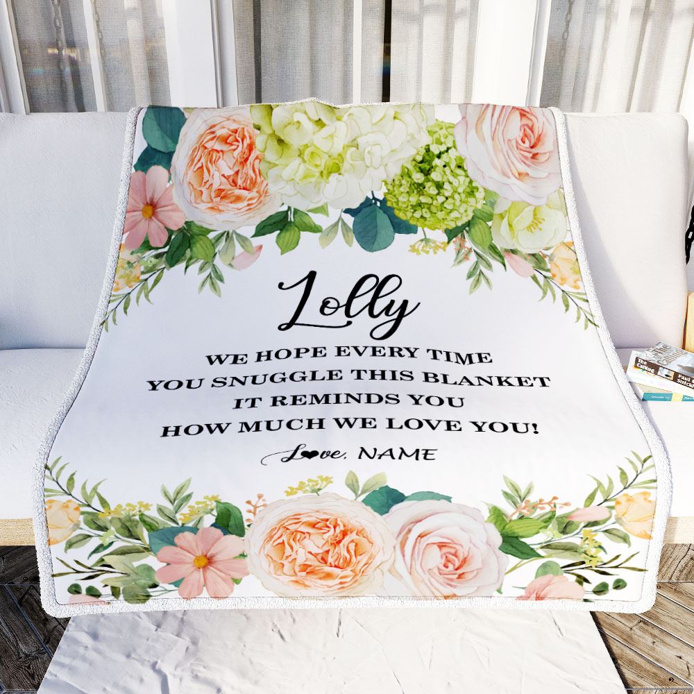 Personalized To My Lolly Blanket From Grandkids How Much We Love You Flower Lolly Birthday Mothers Day Christmas Customized Fleece Throw Blanket | siriusteestore