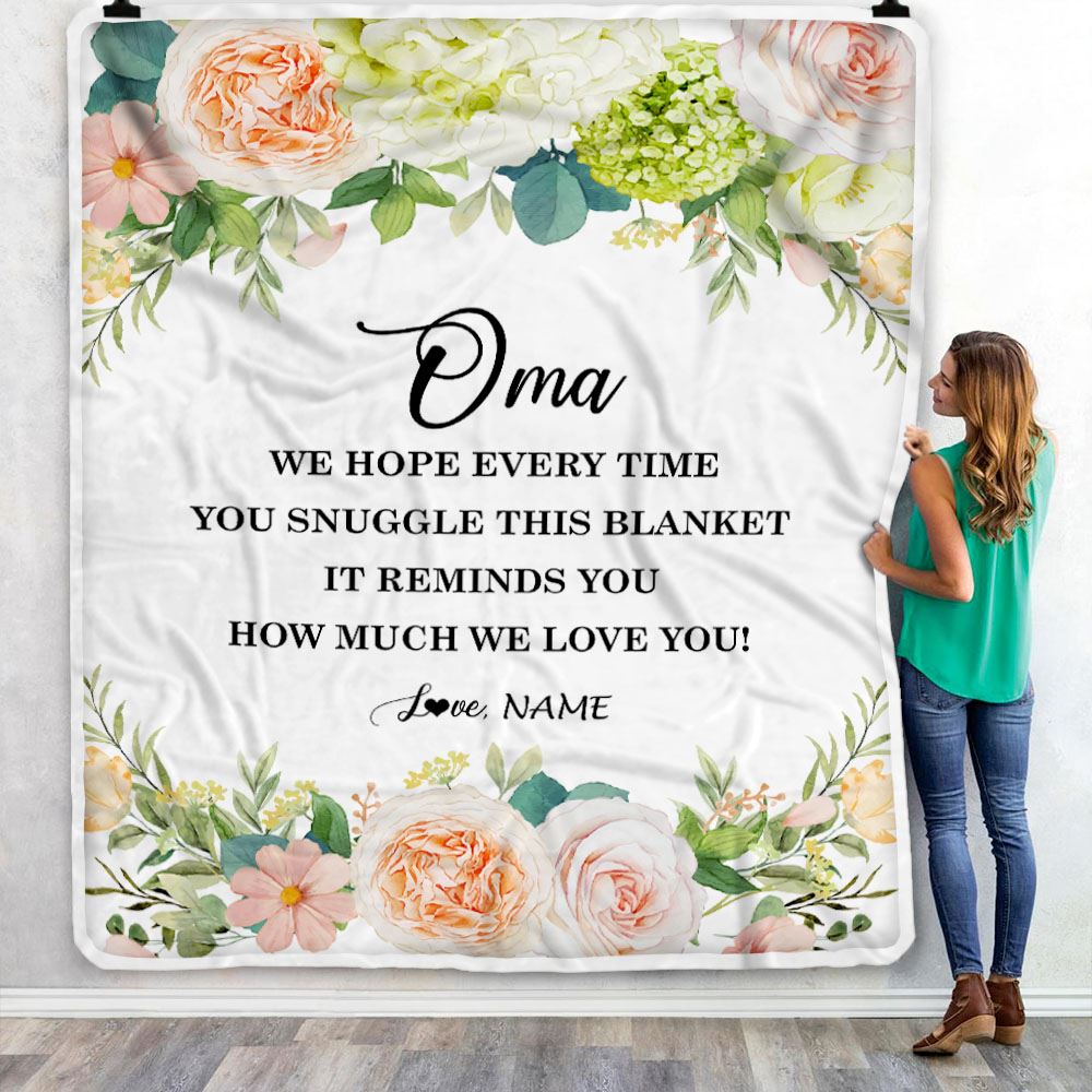 Personalized To My Oma Blanket From Grandkids How Much We Love You Flower Oma Birthday Mothers Day Christmas Customized Fleece Throw Blanket | siriusteestore