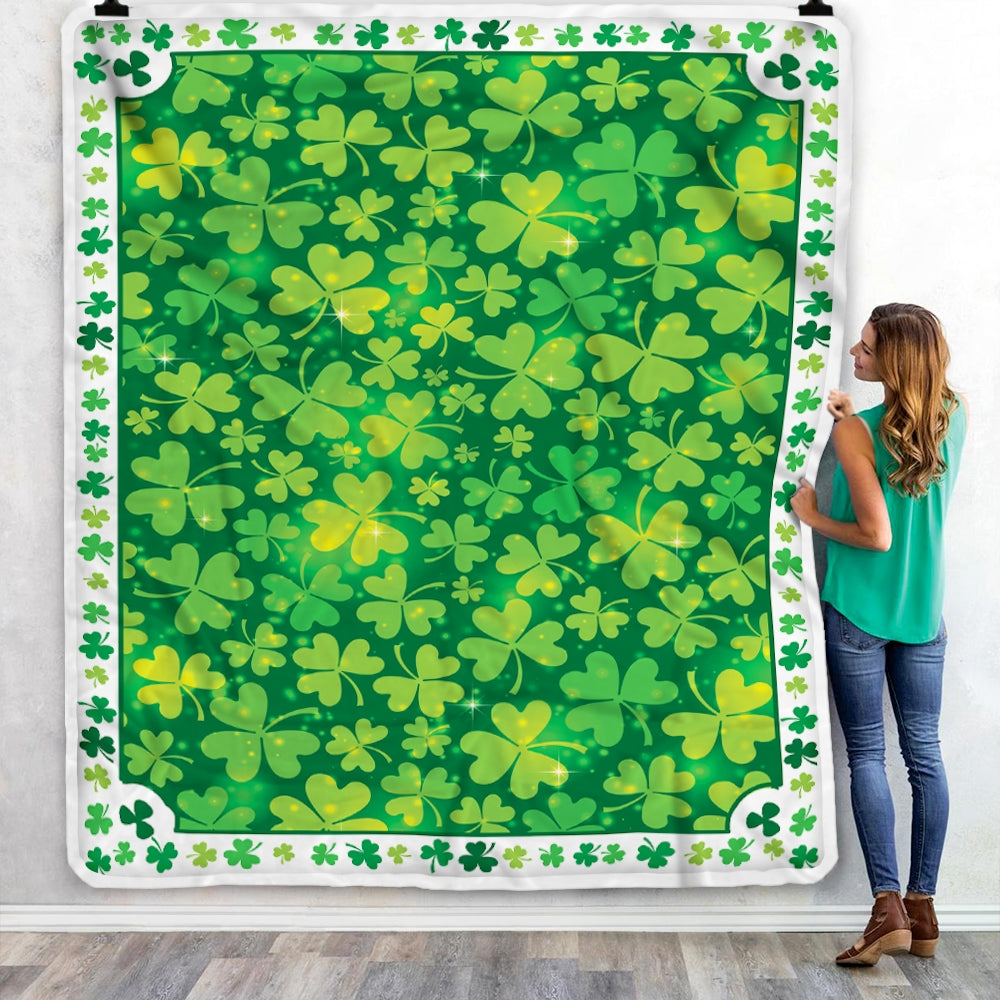 St Patrick Green Clover Fleece Blanket | siriusteestore