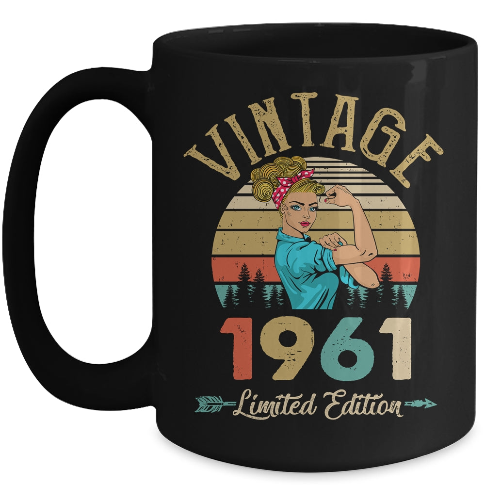 Vintage 1961 61th Birthday Women 61 Years Old Mug | siriusteestore